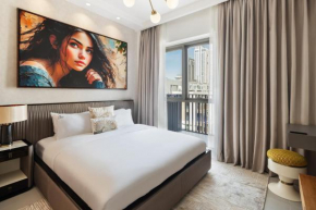 Dubai Creek Poolside view Apartment - By DuStay